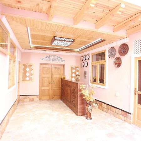 Anis-Pari Hotel بخارى المظهر الخارجي الصورة