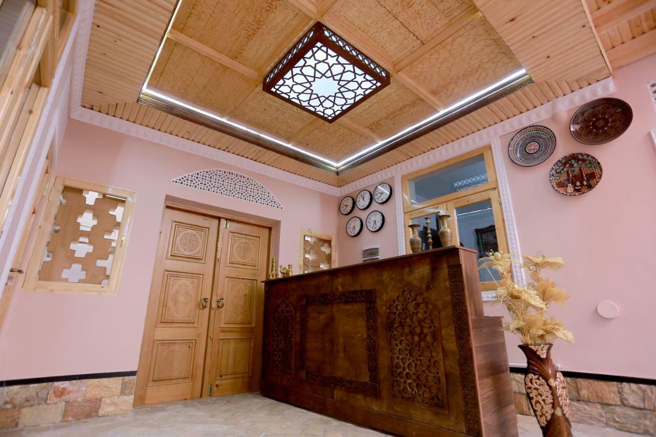 Anis-Pari Hotel بخارى المظهر الخارجي الصورة
