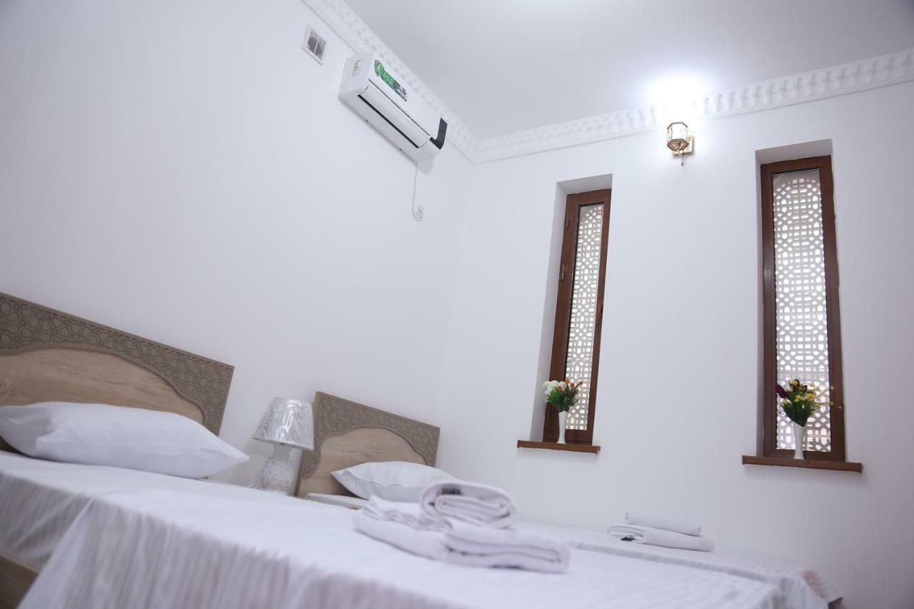 Anis-Pari Hotel بخارى المظهر الخارجي الصورة