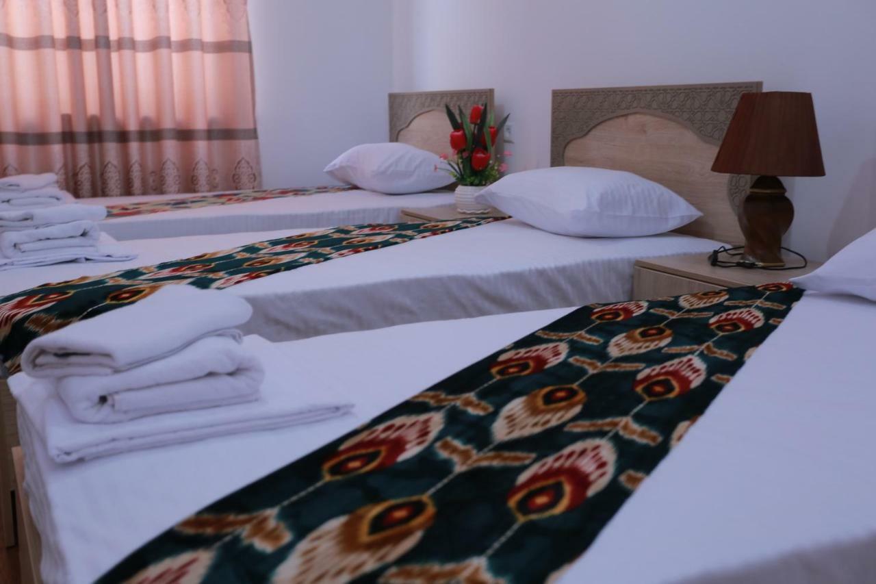Anis-Pari Hotel بخارى المظهر الخارجي الصورة