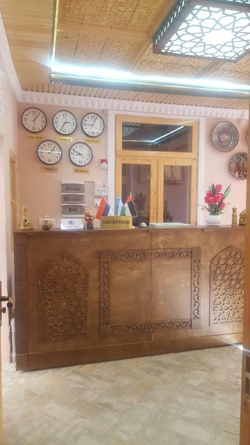 Anis-Pari Hotel بخارى المظهر الخارجي الصورة