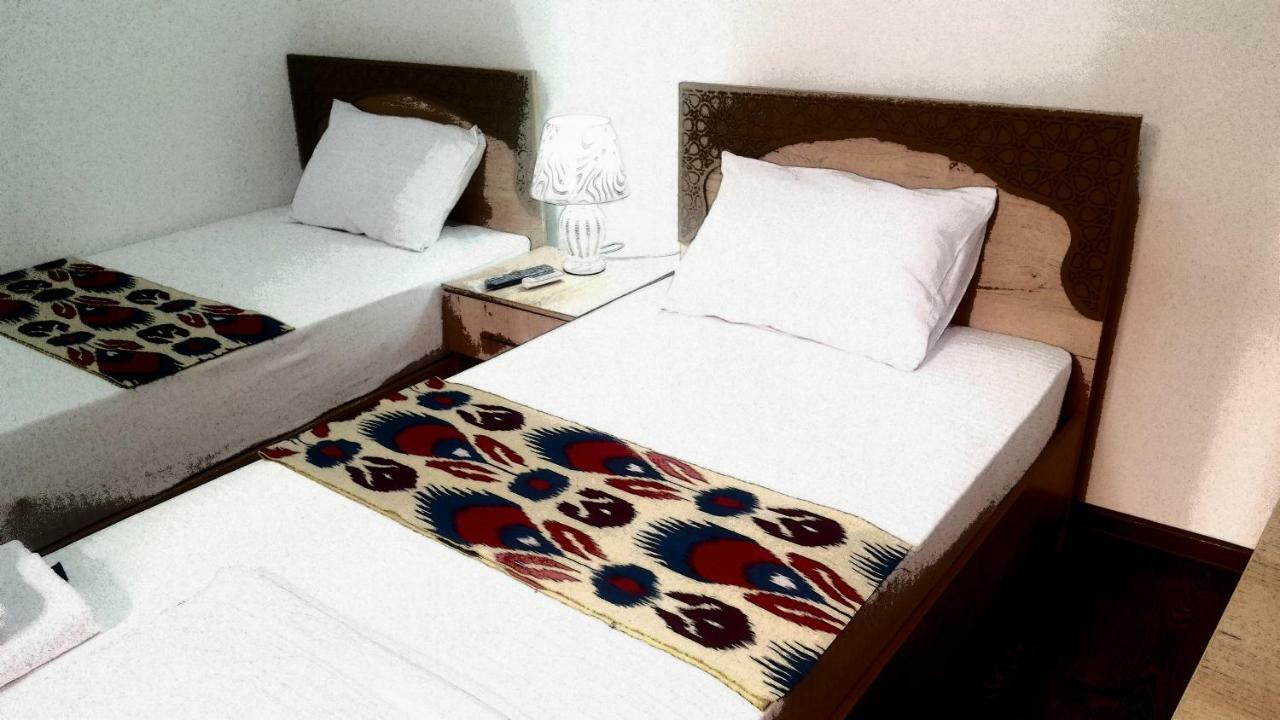 Anis-Pari Hotel بخارى المظهر الخارجي الصورة
