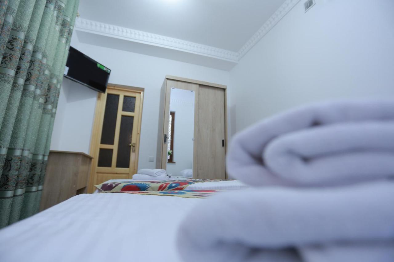 Anis-Pari Hotel بخارى المظهر الخارجي الصورة